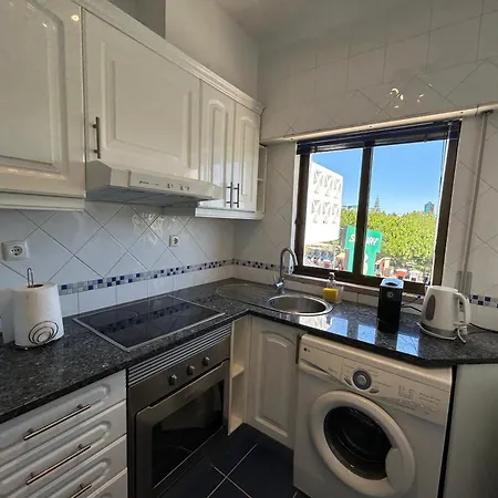 Apartment T1 Oura - 300m Da